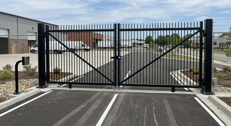 Building Gate Installation in Boca Raton, FL